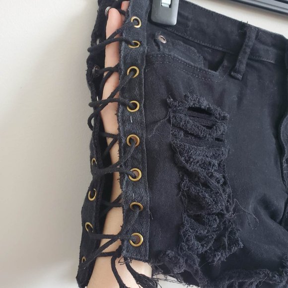 Lace up Distressed Festival Shorts - Picture 4 of 5